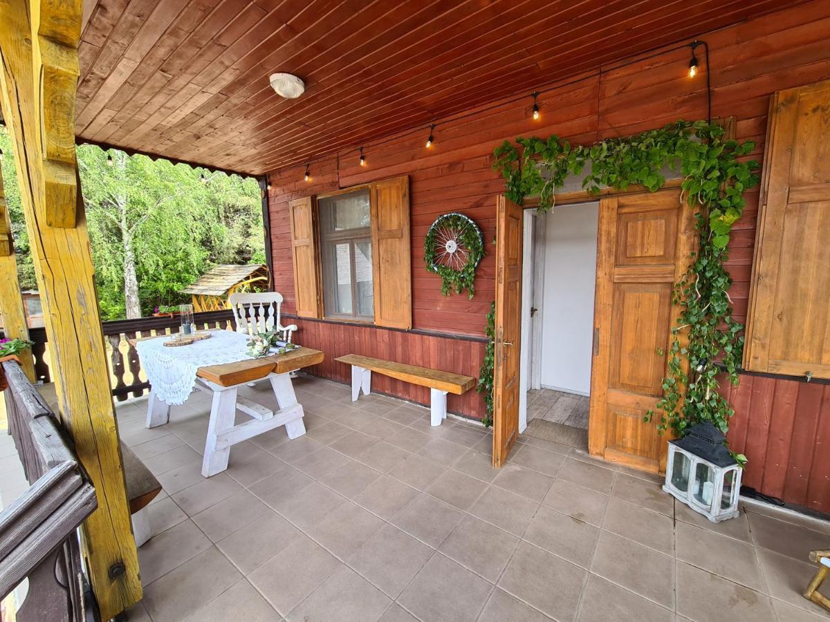 Silaine Recreation & Leisure Bed and Breakfast Oszkinie Buitenkant foto