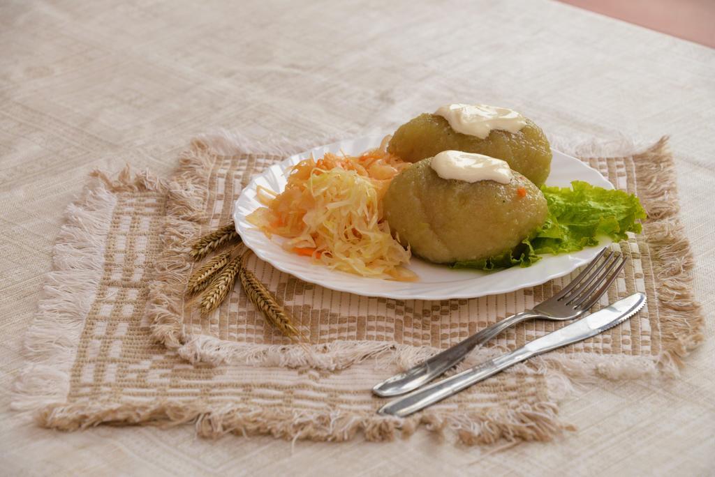 Silaine Recreation & Leisure Bed and Breakfast Oszkinie Buitenkant foto